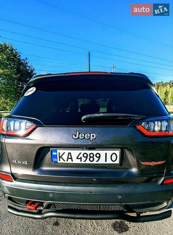 Внедорожник / Кроссовер Jeep Cherokee 2018 в Славутиче