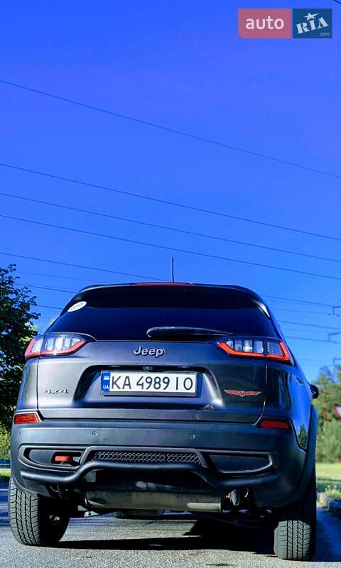 Внедорожник / Кроссовер Jeep Cherokee 2018 в Славутиче