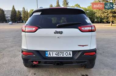 Внедорожник / Кроссовер Jeep Cherokee 2015 в 