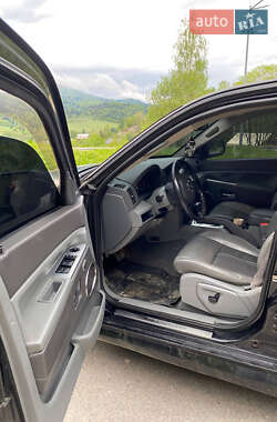 Позашляховик / Кросовер Jeep Cherokee 2007 в 