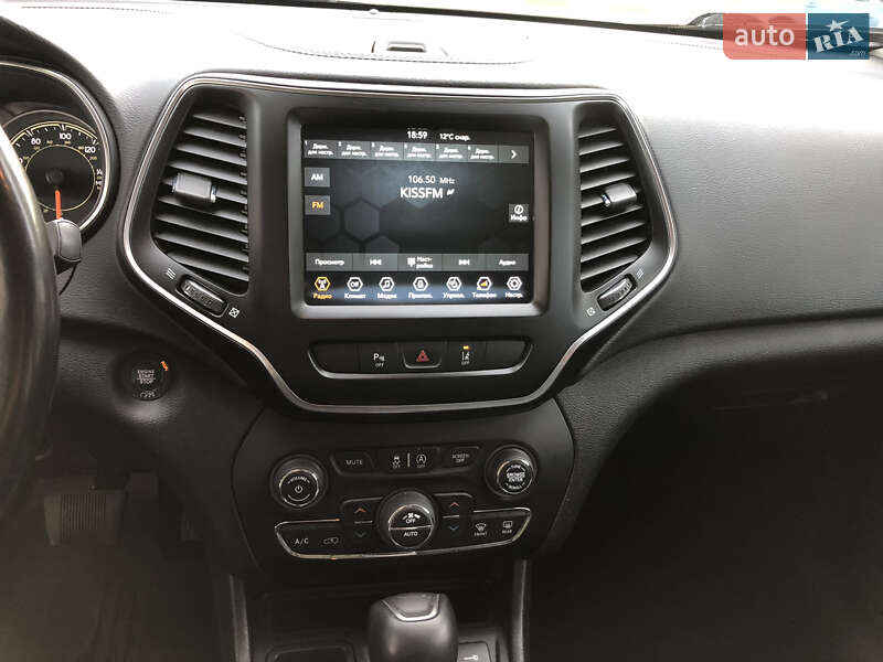 Позашляховик / Кросовер Jeep Cherokee 2020 в Ірпені