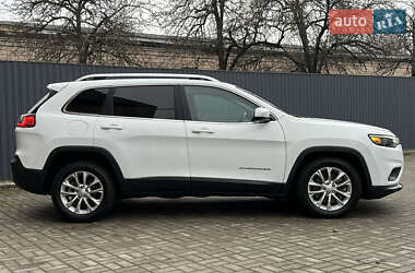 Позашляховик / Кросовер Jeep Cherokee 2018 в 