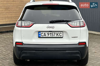 Позашляховик / Кросовер Jeep Cherokee 2018 в 