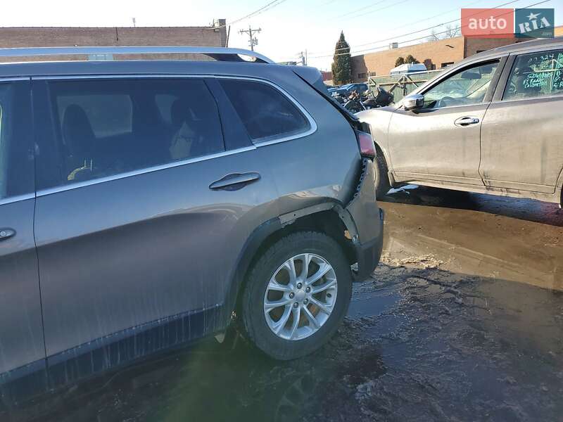 Позашляховик / Кросовер Jeep Cherokee 2019 в Львові