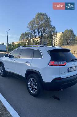 Позашляховик / Кросовер Jeep Cherokee 2020 в 