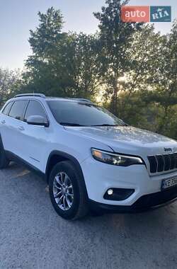 Позашляховик / Кросовер Jeep Cherokee 2020 в 