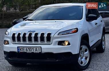 Позашляховик / Кросовер Jeep Cherokee 2016 в 