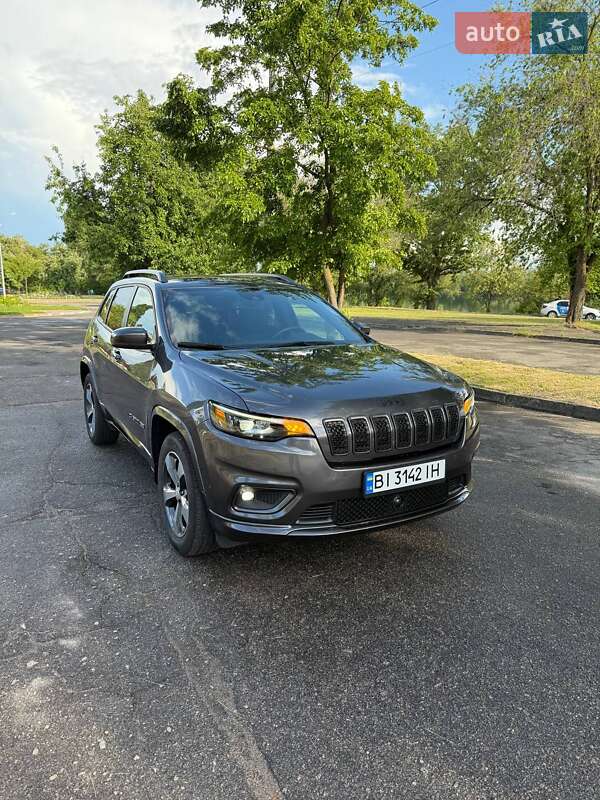 Позашляховик / Кросовер Jeep Cherokee 2019 в Кременчуці