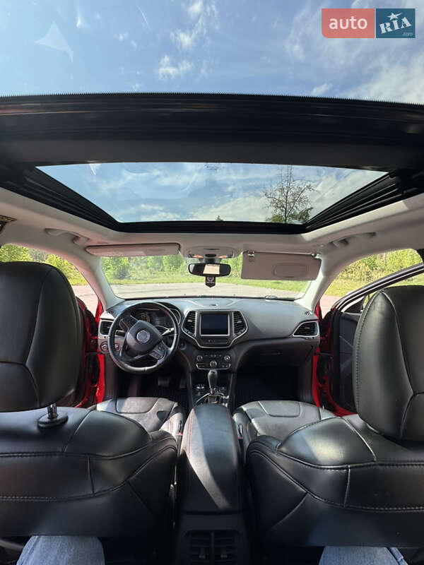 Внедорожник / Кроссовер Jeep Cherokee 2019 в Корюковке фото 15 Внедорожник / Кроссовер Jeep Cherokee 2019 в Корюковке