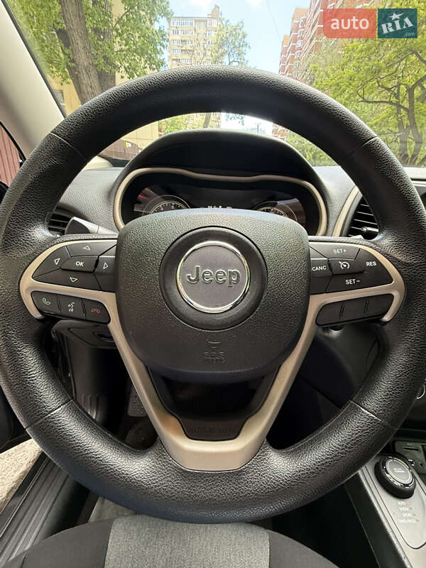Позашляховик / Кросовер Jeep Cherokee 2016 в Одесі