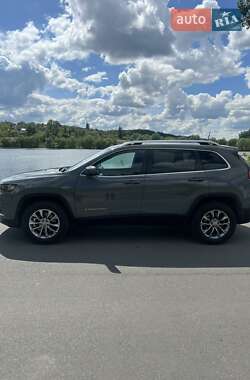 Позашляховик / Кросовер Jeep Cherokee 2021 в 