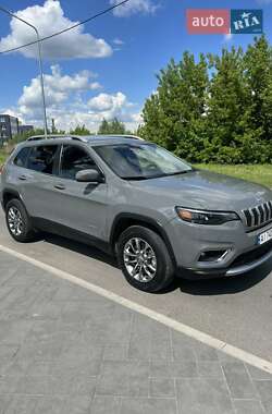 Позашляховик / Кросовер Jeep Cherokee 2021 в 