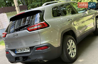 Позашляховик / Кросовер Jeep Cherokee 2017 в 