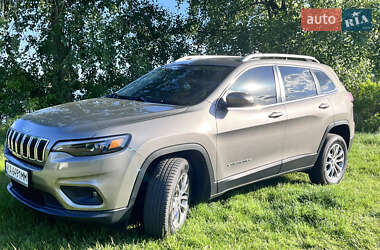 Внедорожник / Кроссовер Jeep Cherokee 2020 в 