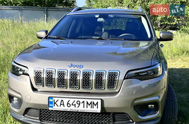 Внедорожник / Кроссовер Jeep Cherokee 2020 в 