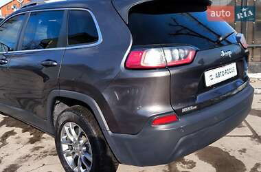 Внедорожник / Кроссовер Jeep Cherokee 2018 в 