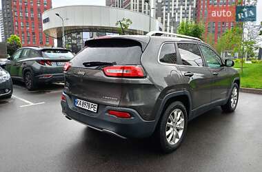 Позашляховик / Кросовер Jeep Cherokee 2013 в 