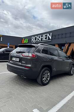 Внедорожник / Кроссовер Jeep Cherokee 2019 в 