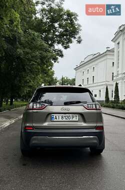 Внедорожник / Кроссовер Jeep Cherokee 2018 в 