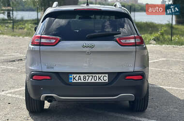 Внедорожник / Кроссовер Jeep Cherokee 2014 в 