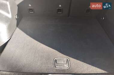 Внедорожник / Кроссовер Jeep Cherokee 2020 в 