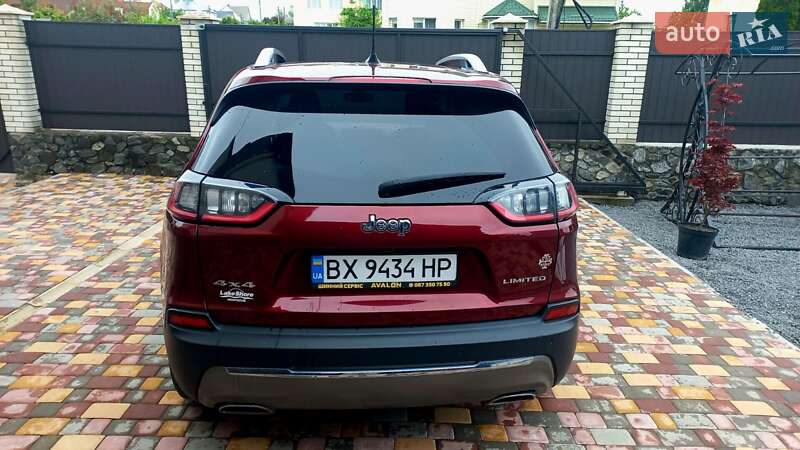 Внедорожник / Кроссовер Jeep Cherokee 2020 в Хмельницком