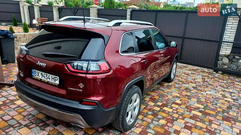 Внедорожник / Кроссовер Jeep Cherokee 2020 в Хмельницком