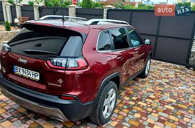 Внедорожник / Кроссовер Jeep Cherokee 2020 в 
