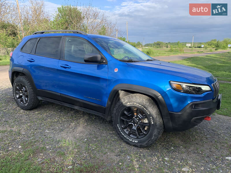 Позашляховик / Кросовер Jeep Cherokee 2019 в Полтаві