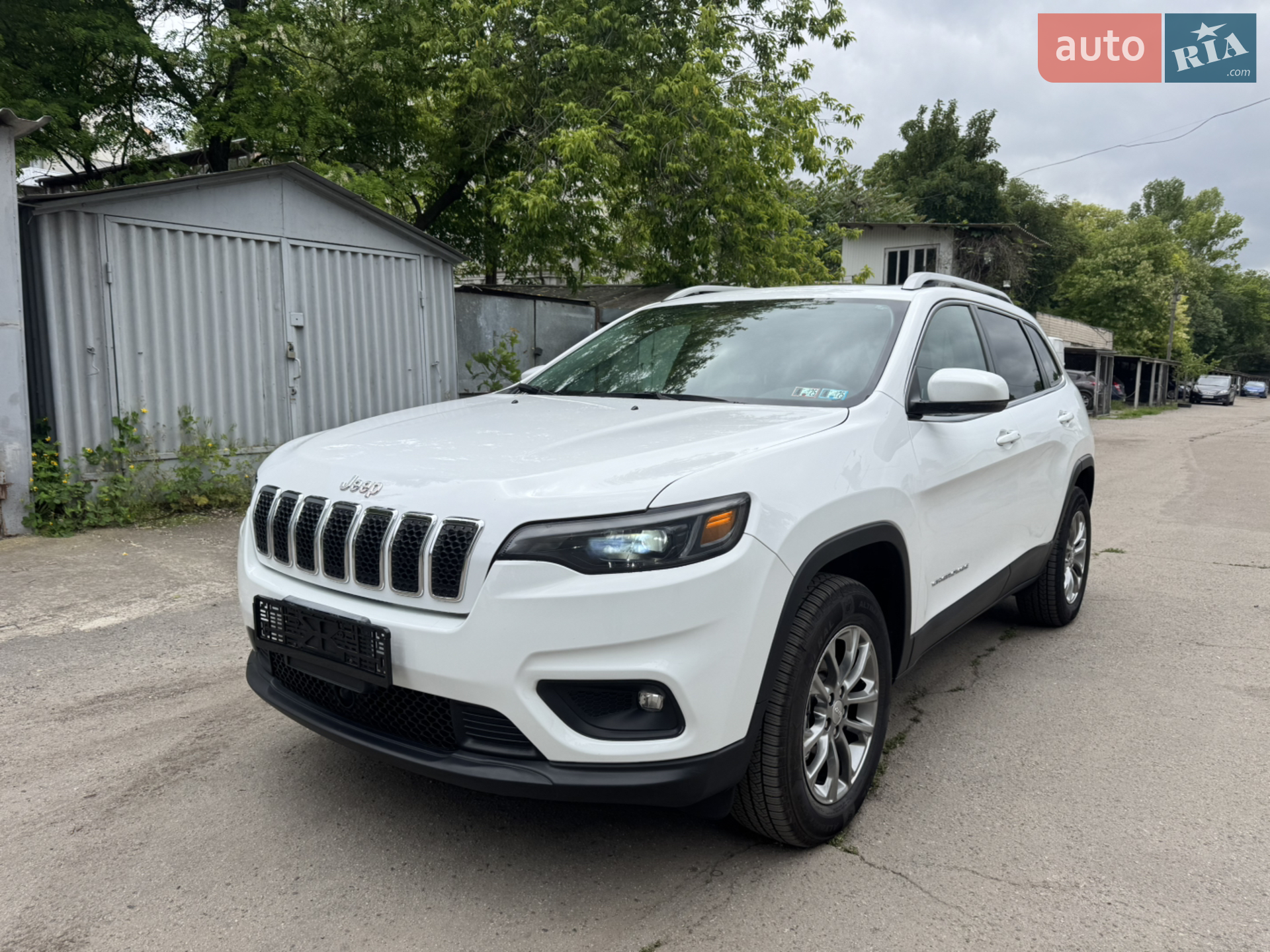 2020 Jeep Cherokee - мініатюра 6