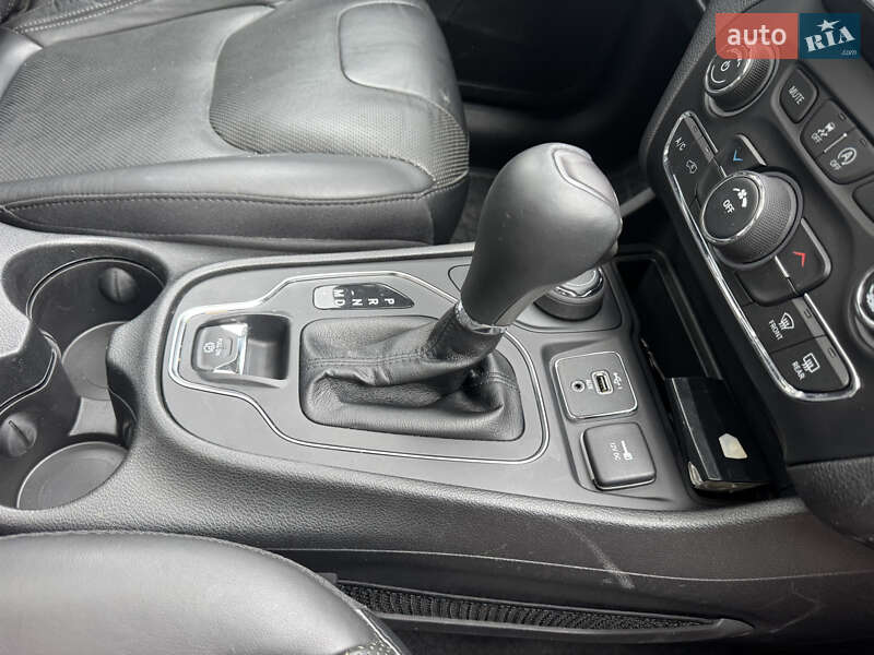 Внедорожник / Кроссовер Jeep Cherokee 2020 в Одессе