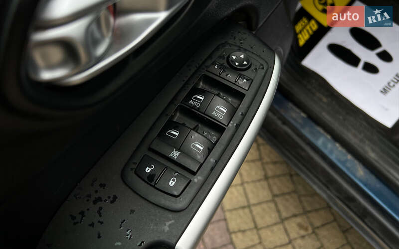 Внедорожник / Кроссовер Jeep Cherokee 2018 в Львове