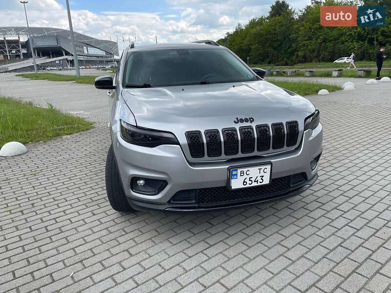 Позашляховик / Кросовер Jeep Cherokee 2018 в Львові