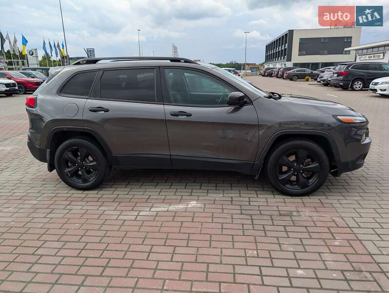 Позашляховик / Кросовер Jeep Cherokee 2017 в Львові