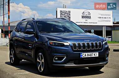 Позашляховик / Кросовер Jeep Cherokee 2019 в 