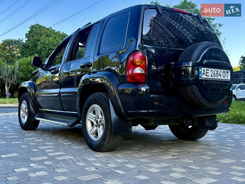 Внедорожник / Кроссовер Jeep Cherokee 2002 в Одессе