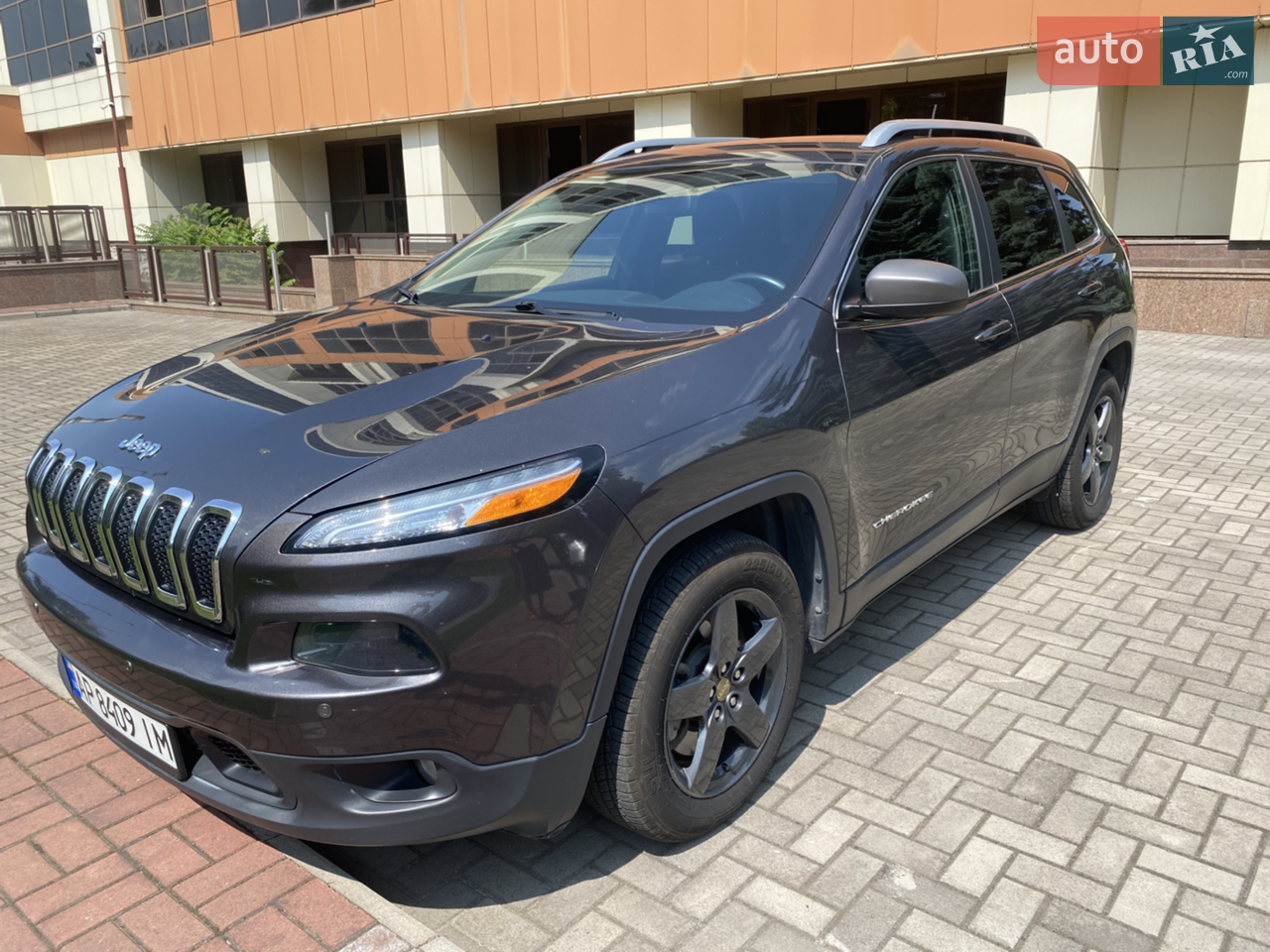 2017 Jeep Cherokee - мініатюра 16