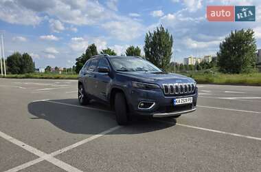 Внедорожник / Кроссовер Jeep Cherokee 2020 в 