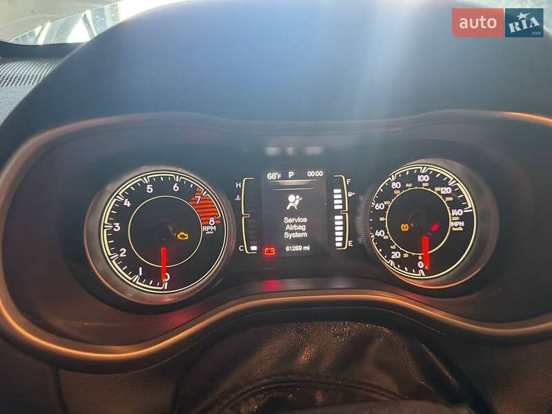 Позашляховик / Кросовер Jeep Cherokee 2017 в Львові