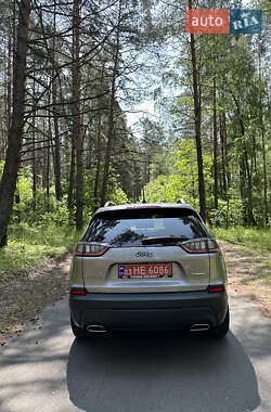 Внедорожник / Кроссовер Jeep Cherokee 2021 в 