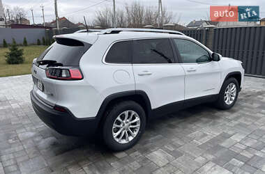 Позашляховик / Кросовер Jeep Cherokee 2019 в 