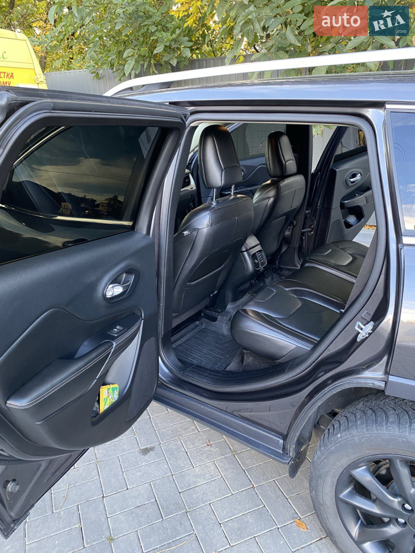 2015 Jeep Cherokee - мініатюра 9