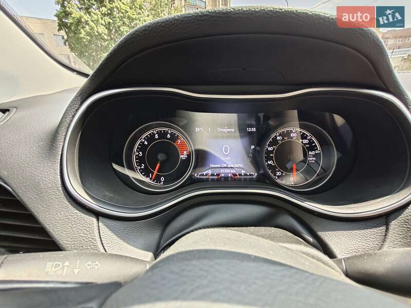 Позашляховик / Кросовер Jeep Cherokee 2021 в Харкові