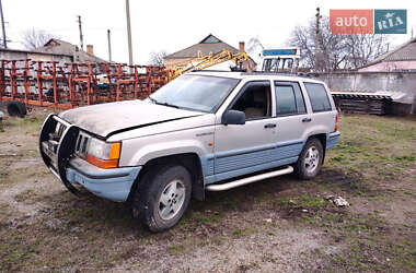 Позашляховик / Кросовер Jeep Cherokee 1995 в Сумах