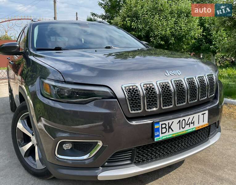 Позашляховик / Кросовер Jeep Cherokee 2019 в Рівному