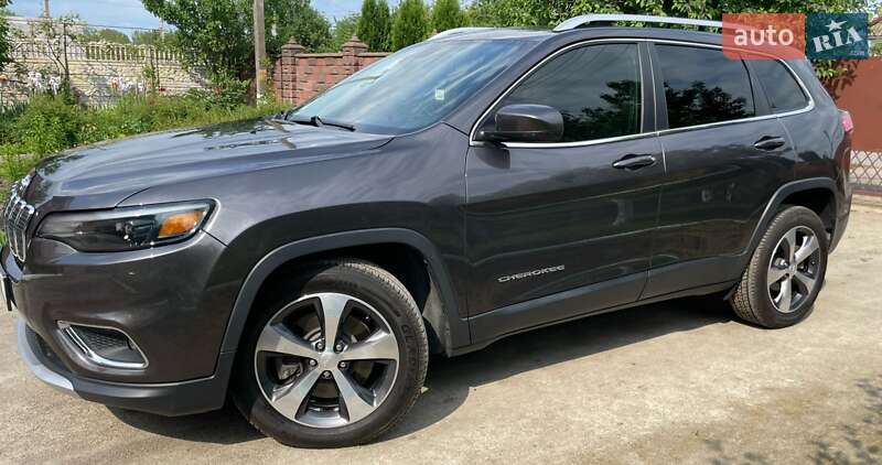 Позашляховик / Кросовер Jeep Cherokee 2019 в Рівному