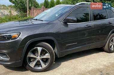Позашляховик / Кросовер Jeep Cherokee 2019 в 