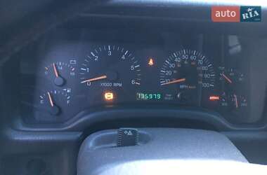 Внедорожник / Кроссовер Jeep Cherokee 2000 в 