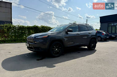 Позашляховик / Кросовер Jeep Cherokee 2015 в Чернігові