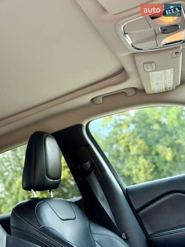 Внедорожник / Кроссовер Jeep Cherokee 2014 в Чернигове фото 12 Внедорожник / Кроссовер Jeep Cherokee 2014 в Чернигове